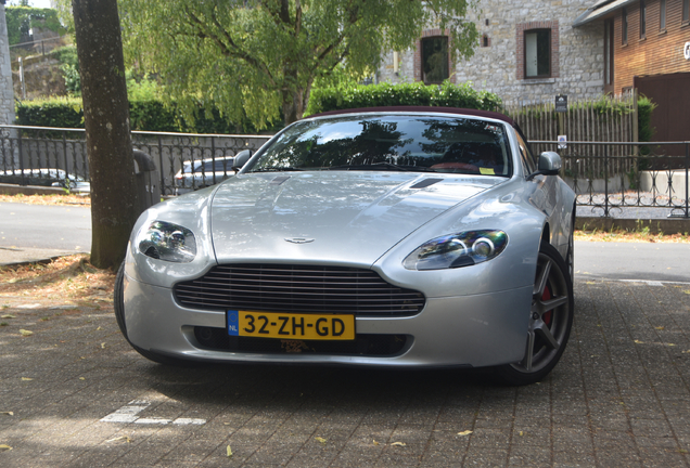 Aston Martin V8 Vantage Roadster