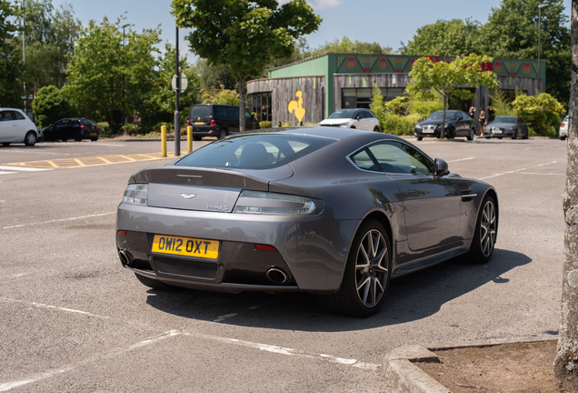 Aston Martin V8 Vantage S