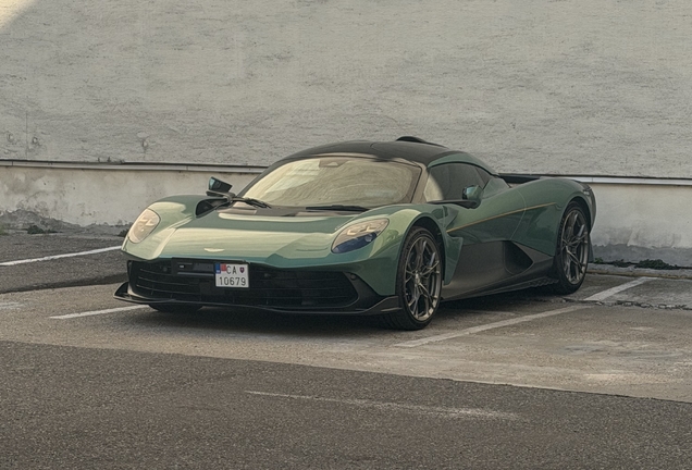 Aston Martin Valhalla