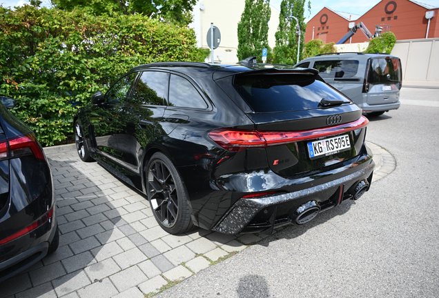 Audi RS5 Avant B10