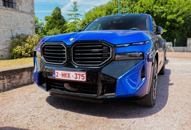 BMW XM G09