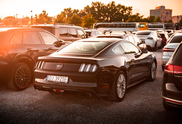 Ford Mustang GT 2015
