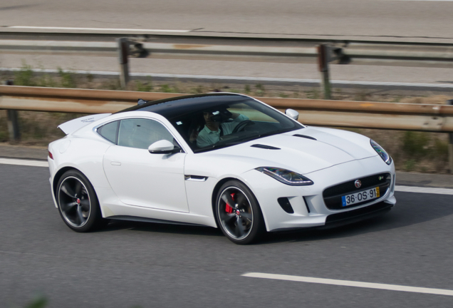 Jaguar F-TYPE R Coupé