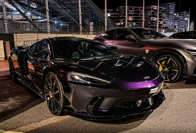 McLaren GTS