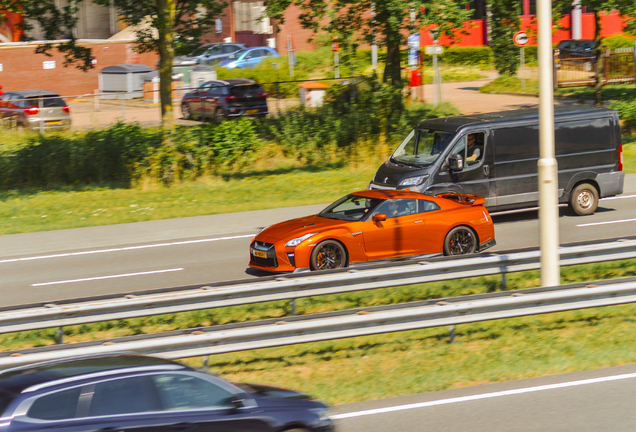 Nissan GT-R 2017