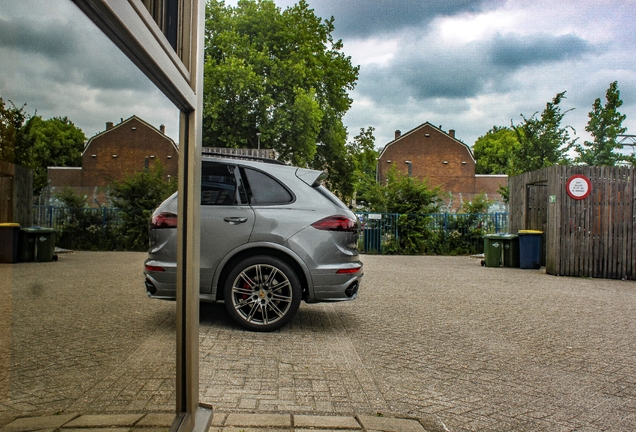 Porsche 958 Cayenne GTS MkII