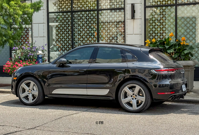 Porsche 95B Macan Turbo MkII