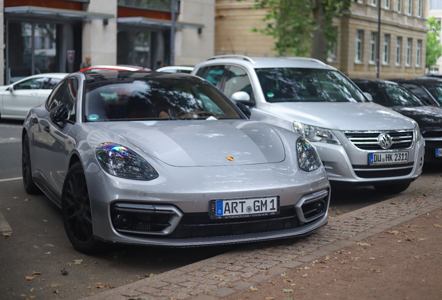Porsche 971 Panamera GTS MkI