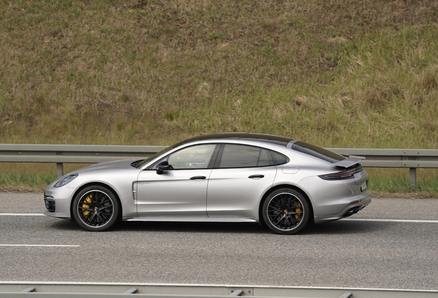 Porsche 971 Panamera Turbo S E-Hybrid MkI