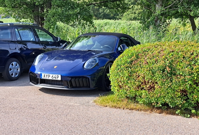 Porsche 992 Carrera 4 GTS Cabriolet MkII