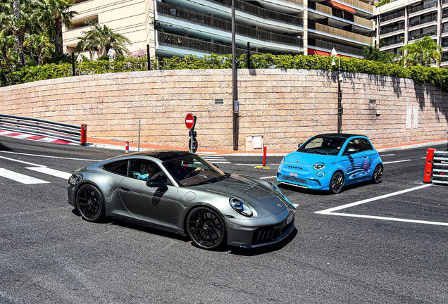 Porsche 992 Carrera 4 GTS MkII