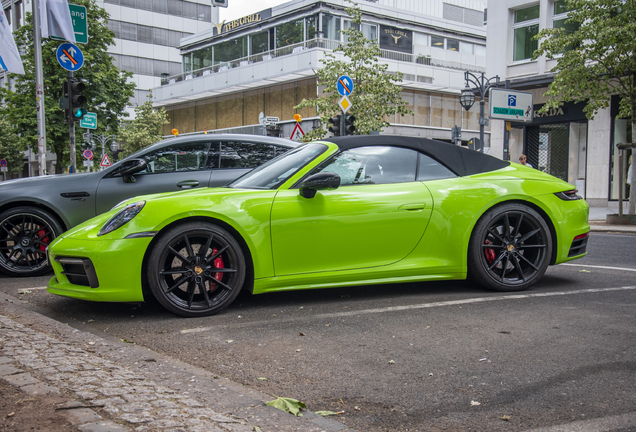 Porsche 992 Carrera 4S Cabriolet MkI