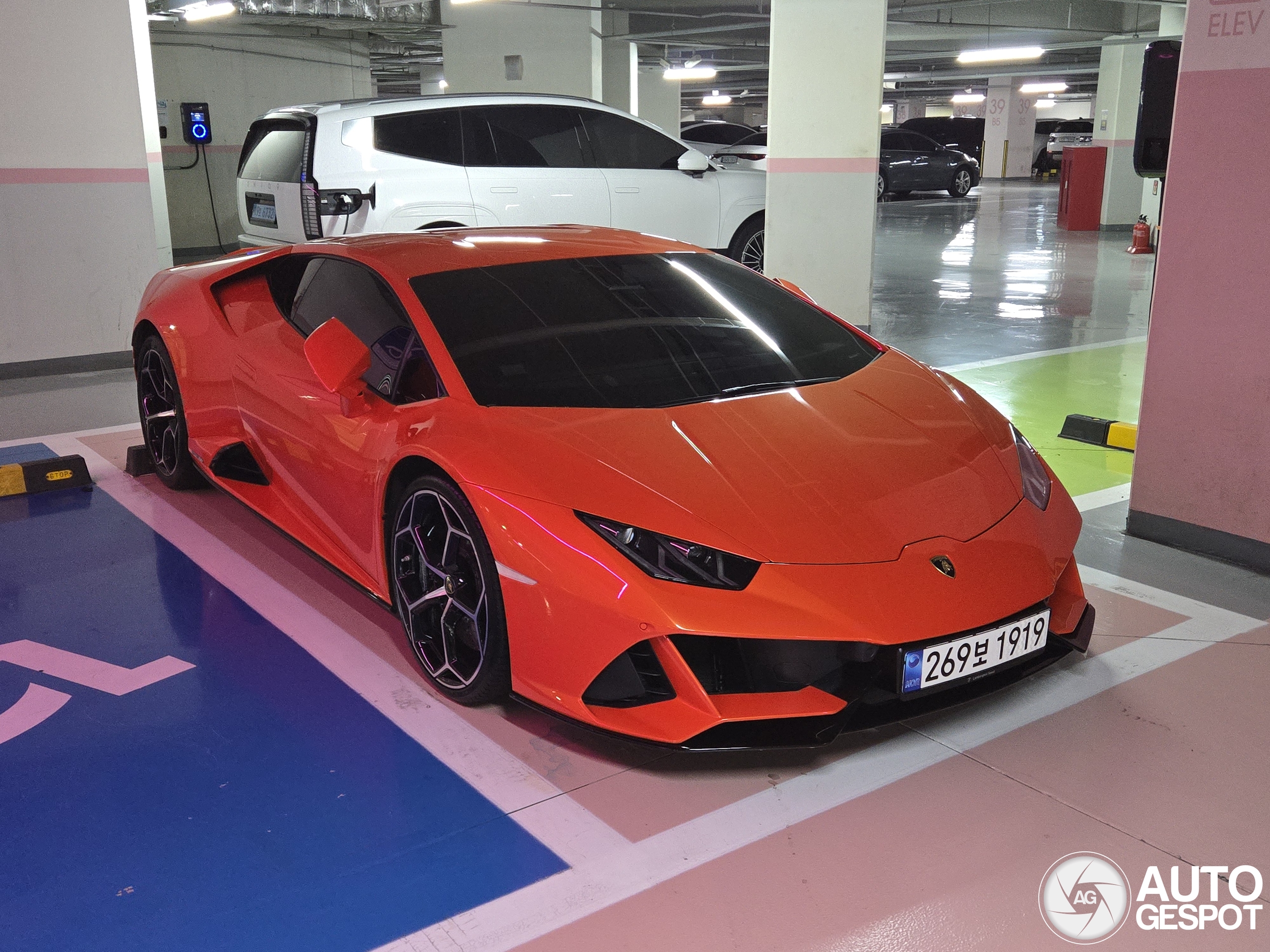 Lamborghini Huracán LP640-4 EVO