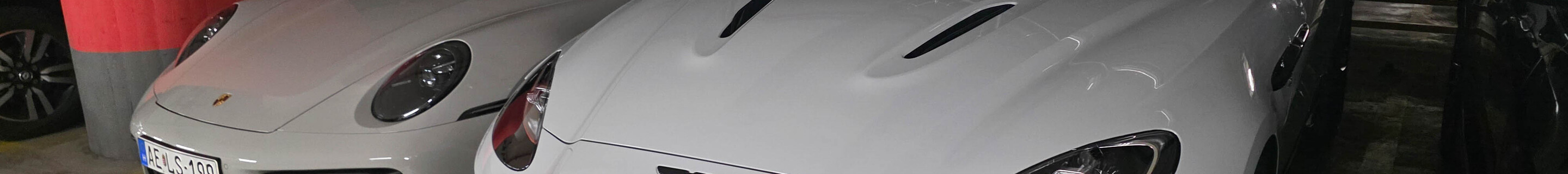 Aston Martin DBX S