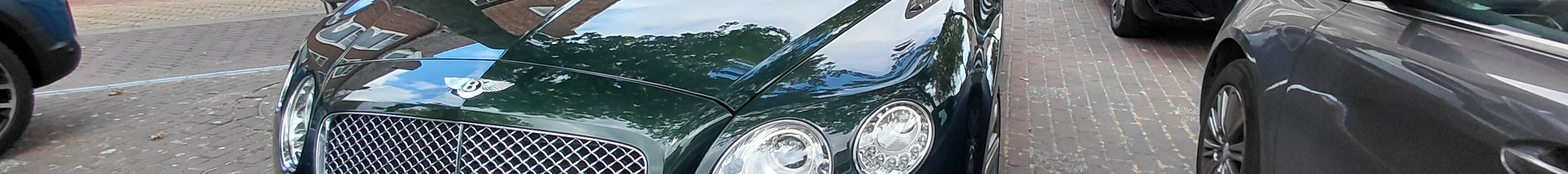 Bentley Continental GTC 2012