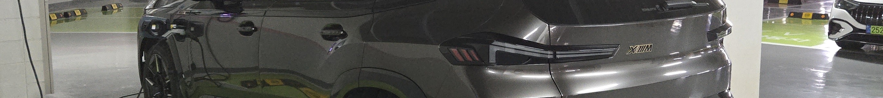 BMW XM G09