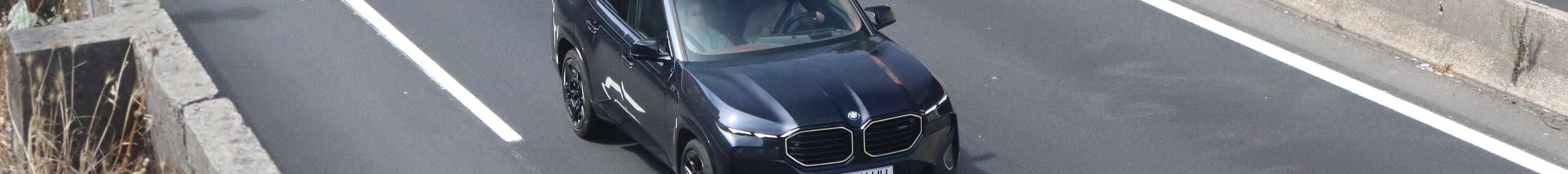 BMW XM G09