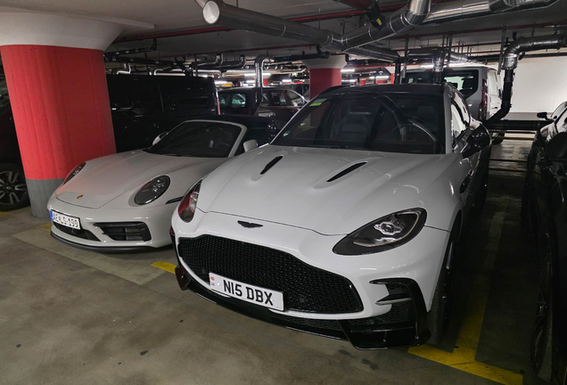Aston Martin DBX S