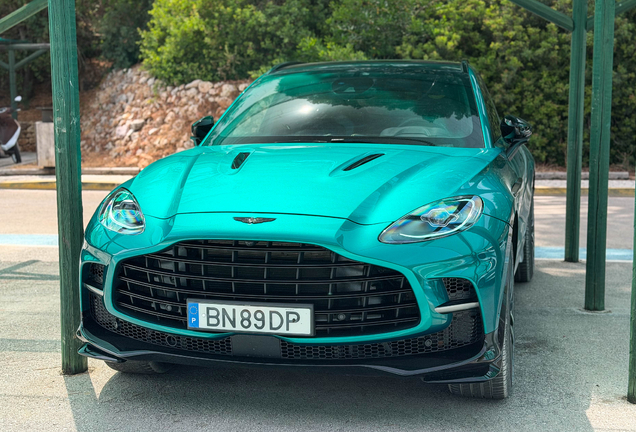 Aston Martin DBX707