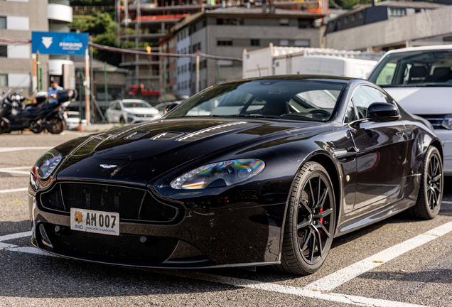 Aston Martin V12 Vantage S