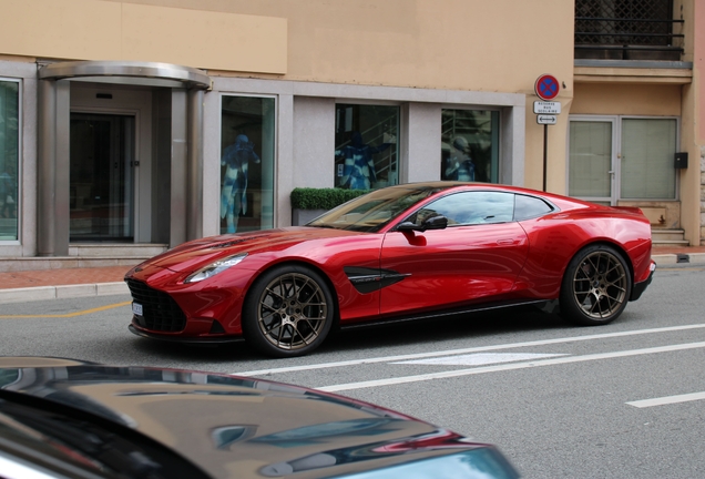Aston Martin Vanquish 2025
