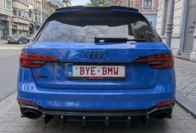 Audi RS4 Avant B9