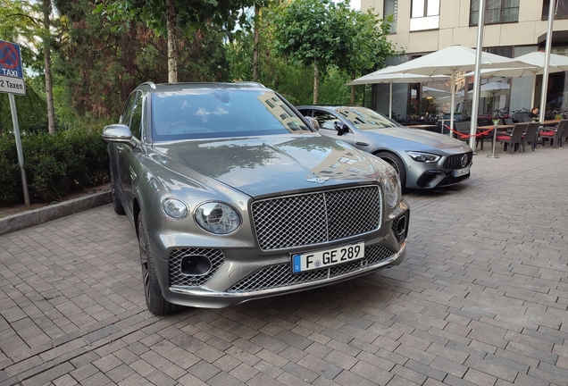 Bentley Bentayga Azure EWB First Edition