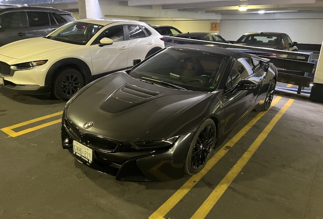 BMW i8 Roadster
