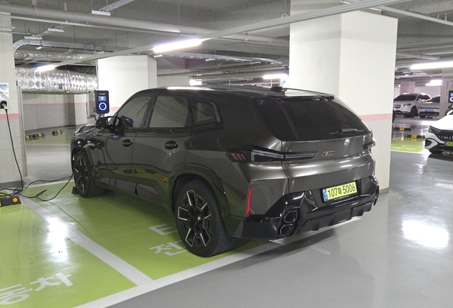 BMW XM G09