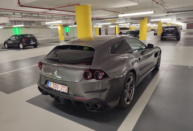 Ferrari GTC4Lusso