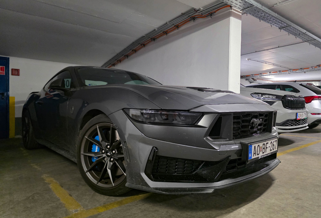Ford Mustang Dark Horse 2024