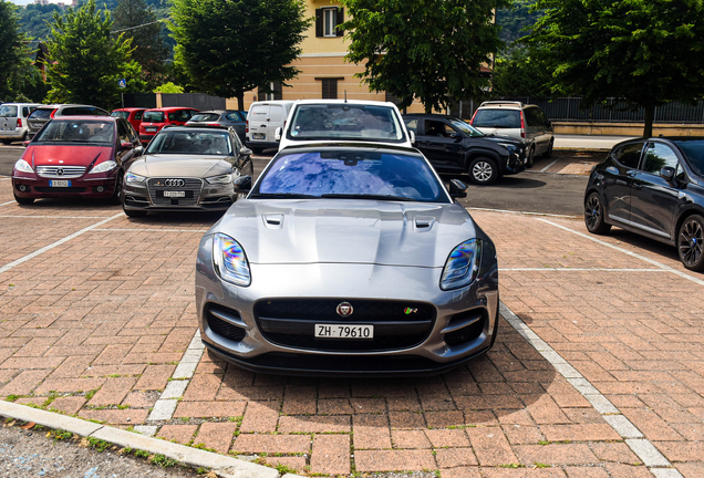 Jaguar F-TYPE R Coupé 2017