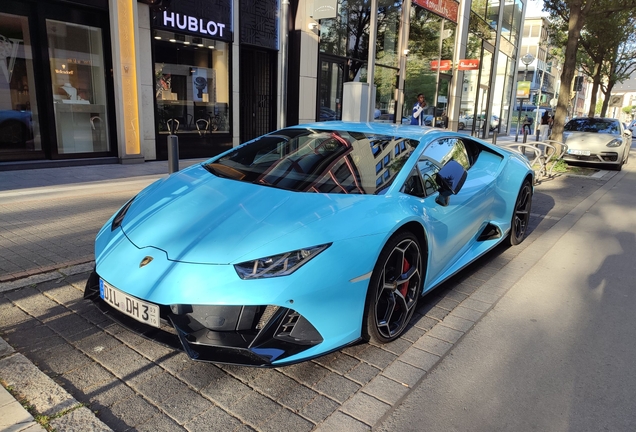 Lamborghini Huracán LP640-4 EVO