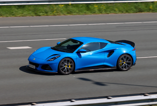Lotus Emira