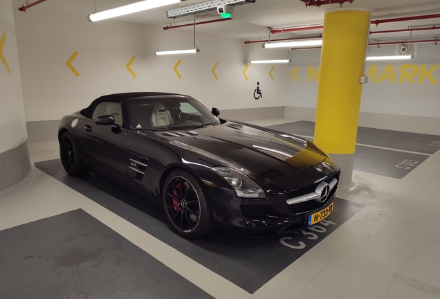 Mercedes-Benz SLS AMG Roadster
