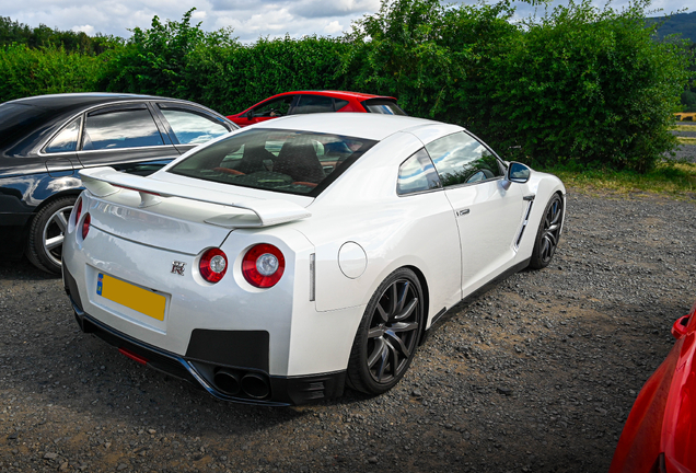 Nissan GT-R 2014