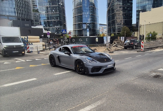 Porsche 718 Cayman GT4 RS Weissach Package