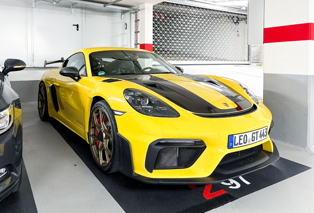 Porsche 718 Cayman GT4 RS Weissach Package
