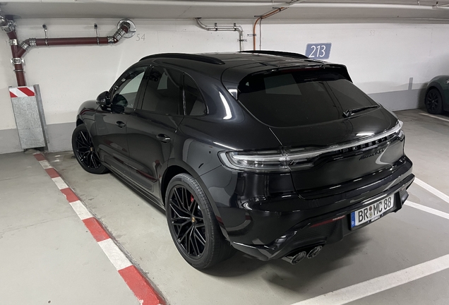 Porsche 95B Macan GTS MkIII