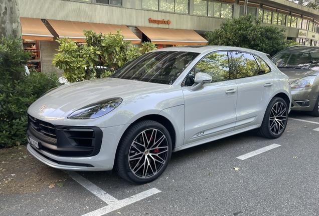 Porsche 95B Macan GTS MkIII