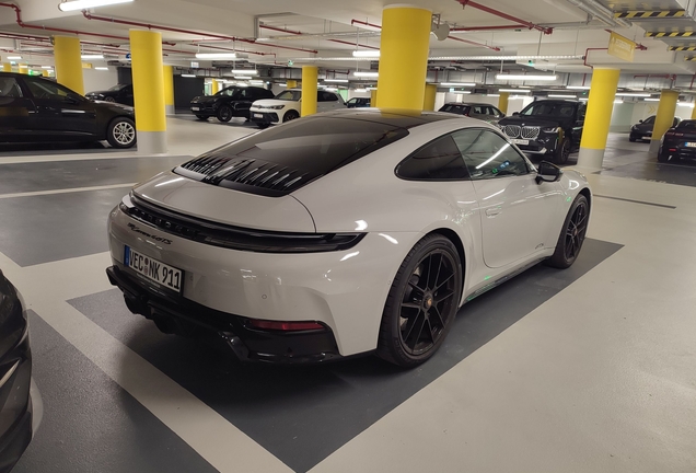 Porsche 992 Carrera 4 GTS MkII
