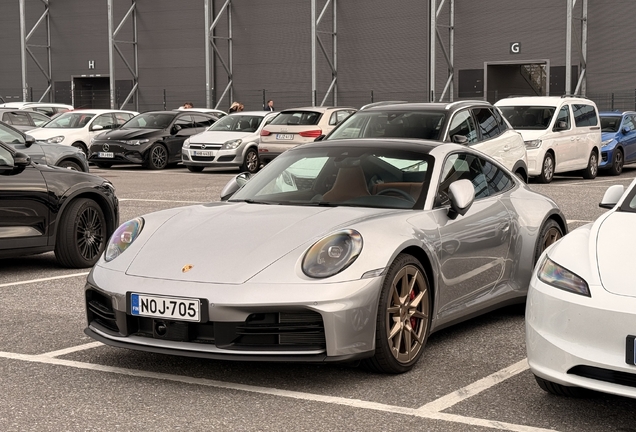 Porsche 992 Carrera 4S MkII