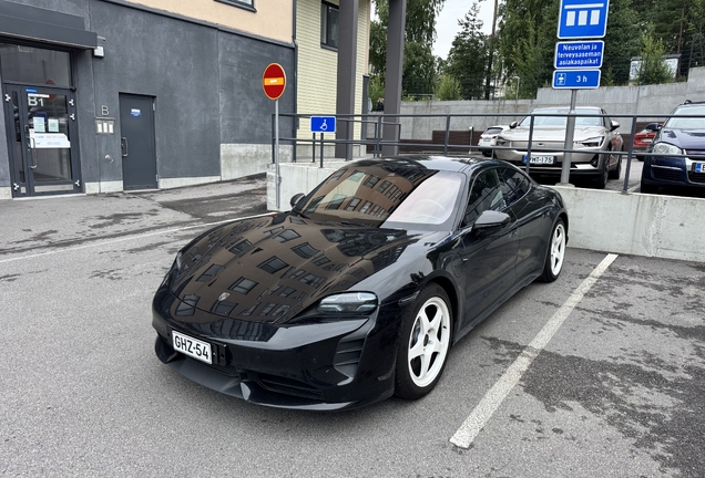Porsche Taycan Turbo MkI