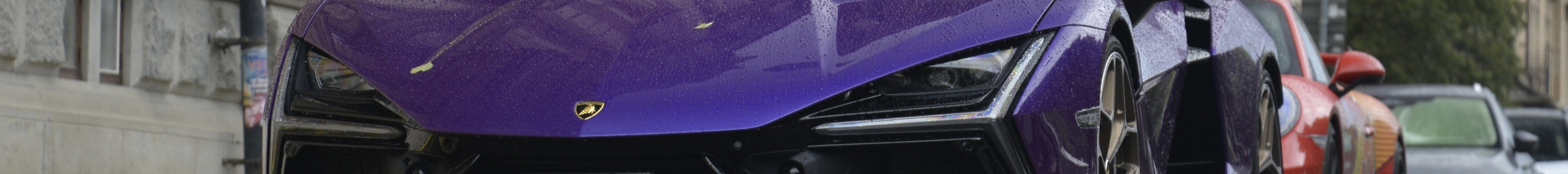 Lamborghini Revuelto