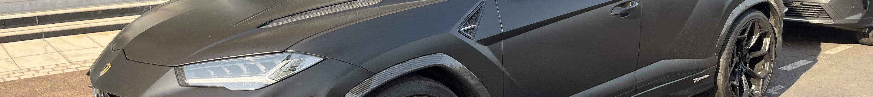 Lamborghini Urus Performante
