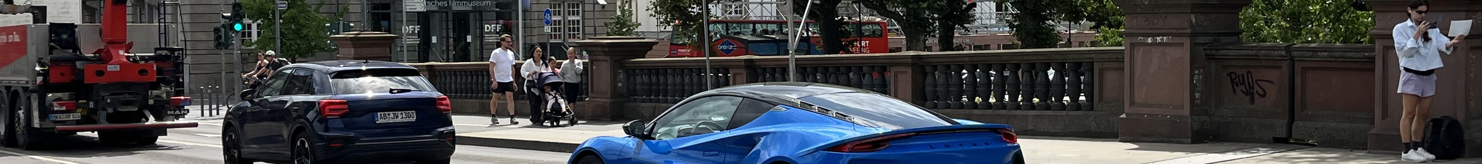 Lotus Emira