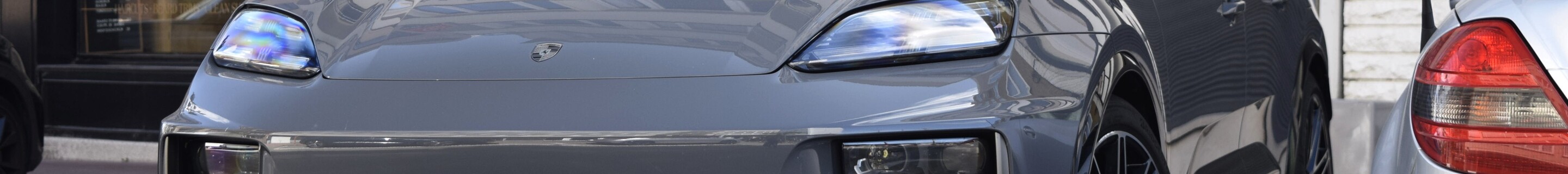 Porsche Macan EV Turbo
