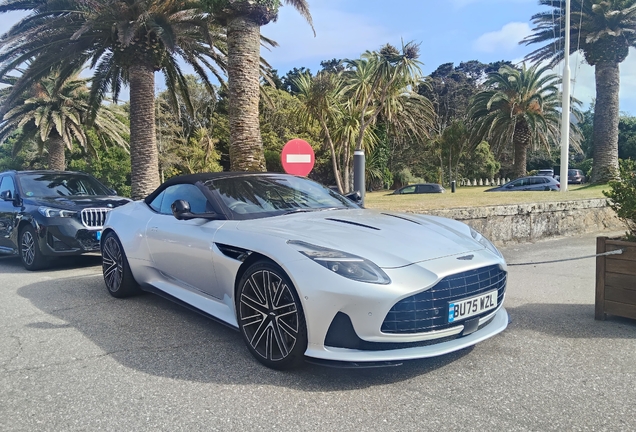 Aston Martin DB12 Volante