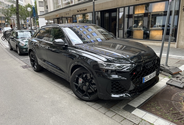 Audi RS Q8 2024