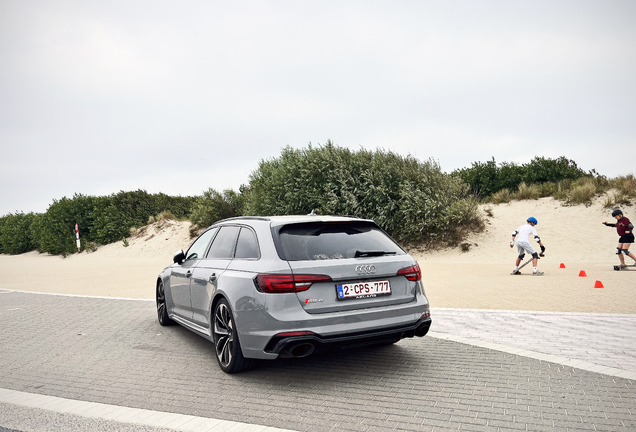 Audi RS4 Avant B9
